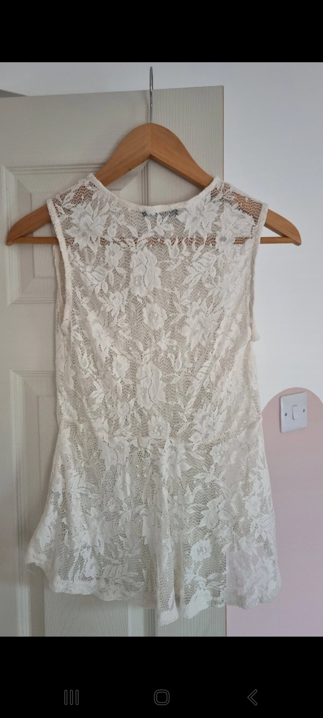 White lace women's top
