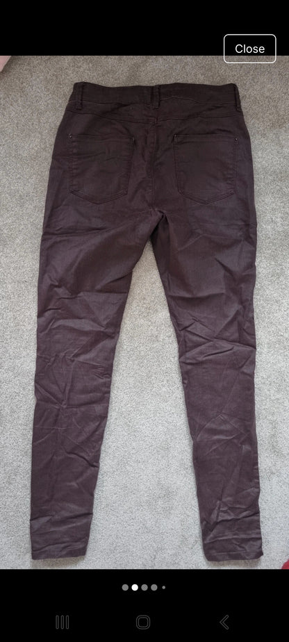 Women's burgundy trousers