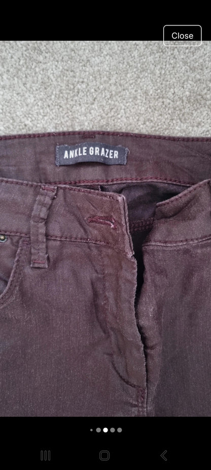 Women's burgundy trousers