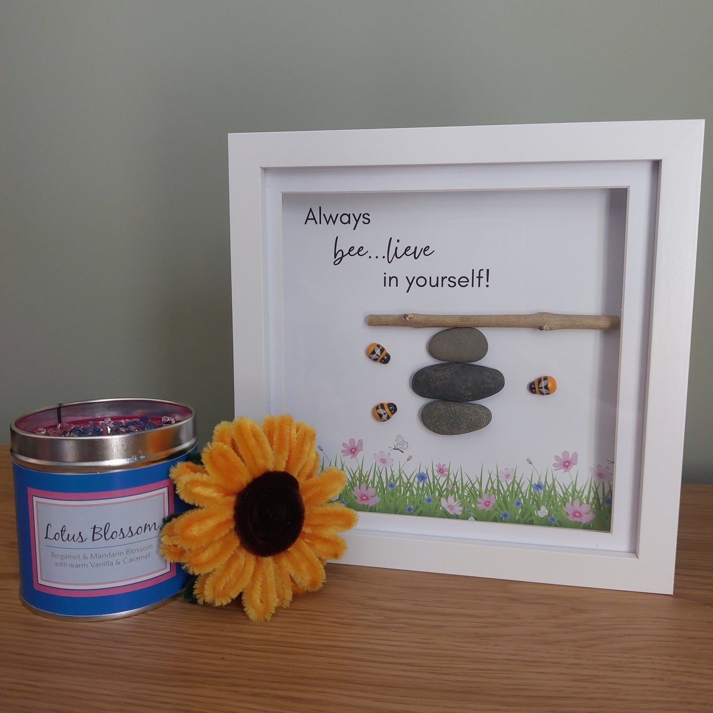 Always bee - lieve in yourself - Pebble Art Frame